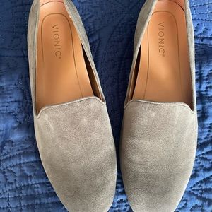 Vionic women's 8 1/2 - "Willow" slide